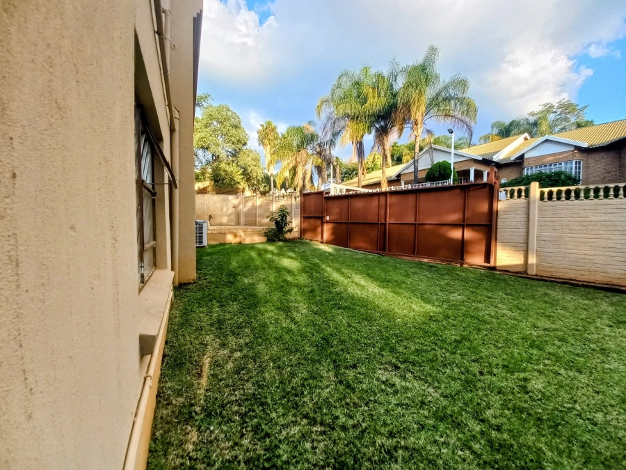 To Let 4 Bedroom Property for Rent in Cashan North West